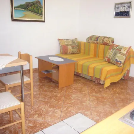 Antonio Apartment