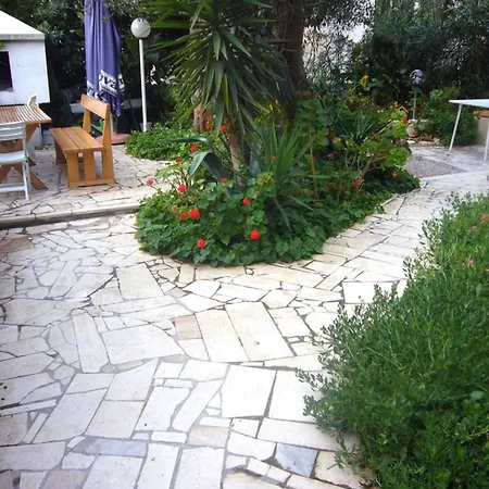 Antonio Apartment