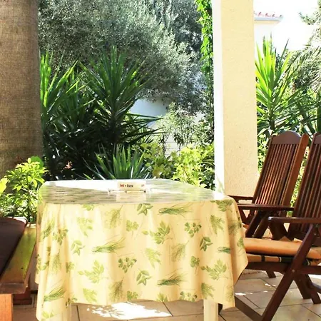 Antonio Apartment