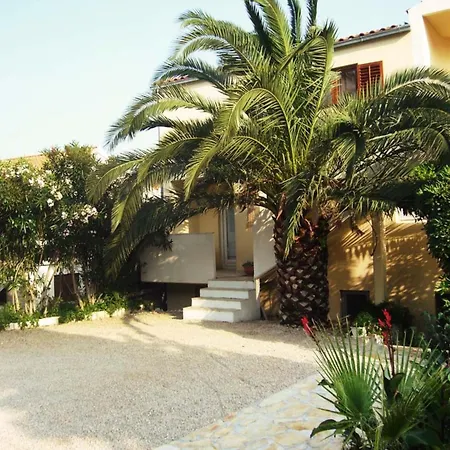 Antonio Apartment